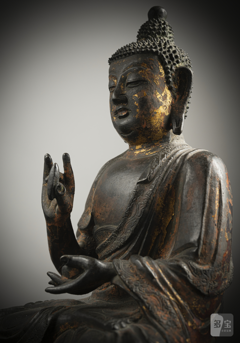A bronze figure of Buddha Shakyamuni on a lotus throne with remnants of gilding - 图5